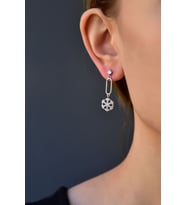 Papatya Silver 925 Ayar Gümüş Sallantılı Köşesiz Dikdörtgen Tektaş Kar tanesi Küpe (Rodyum)