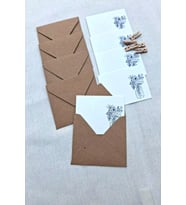 15 Adet Kraft Zarf ve Mandallı  Vazo Çiçek Kart - Hediye Paketleme Kartı   - Not Kartı 1.Hamur