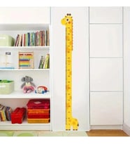 Sevimli Sarı Zürafa Boy Ölçüsü Sticker