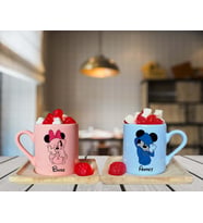 Minnie Mouse & Mickey Mouse Çift Tasarımlı Pembe & Mavi Ahşap Tabaklı Kişiye Özel Türk Kahvesi Fincanı Seti