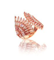 Baget taşlı yelpaze modeli ayarlamalı yüzük SGTL7751 (Rose)