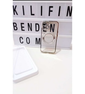 İphone 15 Kamera Lensli Kılıf Modeli