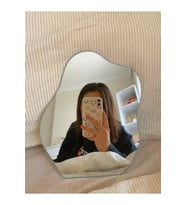 Asimetrik Dekoratif Çerçevesiz Makyaj Duvar Boy Aynası Bulut 35x 28 Cm Cloud Mirror