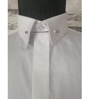 Gümüş Renk, Kenarları Oval Kesim Zincirsiz Halter Yaka İğnesi