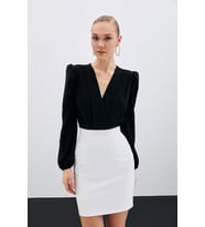 Kruvaze Vatkalı Bodysuit - Siyah