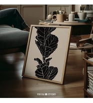Siyah ve Bej İncir Bitkisi Yaprakları, Kasvetli Botanik Poster