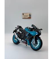 Yamaha YZF-R1M 1:9 Ölçek Diecast Motosiklet Model – Sesli &amp; Işıklı