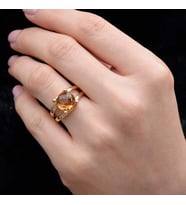 14 Ayar Altın Renkli Taşlı Yüzük