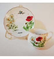 Gelincik Papatyalar Ve Minik Kuşlu Desenli, İsme Özel,El Boyama Türk Kahvesi Fincanı, Kenarı Altın Yaldızlı