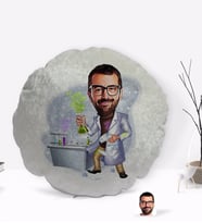 BK Gift Kişiye Özel Erkek Kimya Öğretmeni Karikatürlü Yuvarlak Dekoratif Kırlent Yastık-2