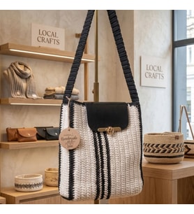 ChicLookDesign El emeği Deri kapaklı Bohem Tasarım Ĥasır Çanta