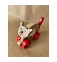 Ahşap Oyuncak Kırmızı Kedi, Doğal Ahşap Tekerlekli Oyuncak Kedi (Çok Renkli)