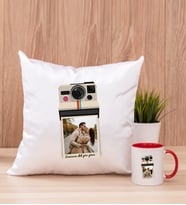 Kişye Özel Polaroid Tasarım Fotoğraflı Kare Yastık ve Kırmızı Kupa