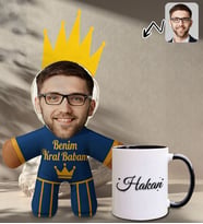 BK Gift Kişiye Özel Fotoğraflı Kral Babam Tasarımlı Bebek Yastık-2 & Siyah Kupa Bardak Hediye Seti-1, Babalar Günü Hediye, Babaya Hediye