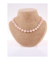 Pembe Kuvars Kalpli Kolye (düğümsüz)