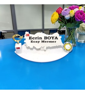Doğal Beyaz Mermer İsimlik Haritalı Gold Dikme Ay Yıldız ve Saatli