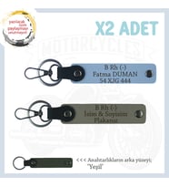 Motosiklet Aşıkları İçin İsim Plaka ve B Rh (-) Kan Grubu Yazılı x2 Anahtarlık Set, Kül Gri-Mavi-Ysl (Çok Renkli)