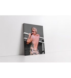 Marliyn Monroe Sırt Dekolteli Kanvas Tablo