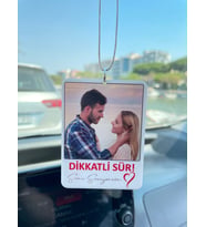Beyaz Pleksi Kişiye Özel Fotoğraflı Dikkatli Sür Yazılı Araba Hediyesi Araba Süsü Dikiz Aynası Süsü