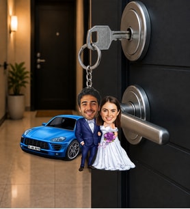 Kişiye Özel Gelin Damat Karikatür Anahtarlık – Fotoğraflı Çift Hediyesi Fotoğraflı Düğün Anahtarlığı Araba Temalı Gelin Damat Anahtarlık