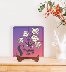 BK Gift Kişiye Özel İsimli Kadınlar Günü Tasarımlı Ahşap Standlı Puzzle Çerçeve-15