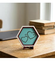 Sevgi Temalı Modern Aksesuar, 10x10 cm Minimalist Obje Tüm Yaşam Alanları İçin Estetik Kalp Dekoru