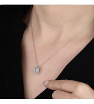 Ucarticaret S-warovski Taşlı Gümüş Baget Bayan Kolye