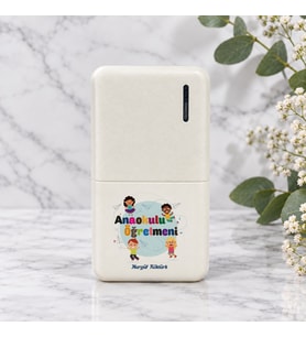 Anaokulu Öğretmenine İsme Özel Powerbank