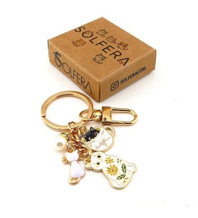 Beyaz Kediler Çiçek ve İnci Top Sallantılı Metal Anahtarlık Çanta Süsü Charm KC390