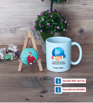 Uluslararası İlişkiler Uzmanı Kupa Bardak Beyaz ve Fotoğraflı Ahşap Anahtarlık Hediye (Model 1)