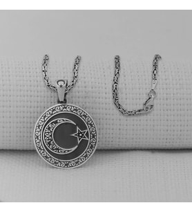 Siyah Gravur İşlemeli  Ay Yıldız 925 Ayar Gümüş Erkek Kolye