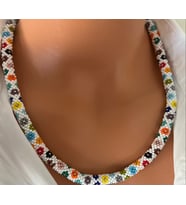 Chibeads Beyaz Papatya Desenli Kolye ve Bileklik Set