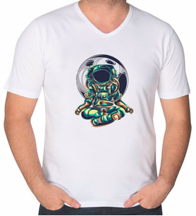 BK Gift Astronot Tasarımlı V Yaka Tişört-2 (Beyaz)