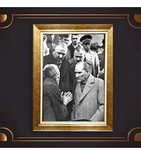 Özel Seri Paspartulu Çerçeveli Atatürk Tablo l789 (Gold)