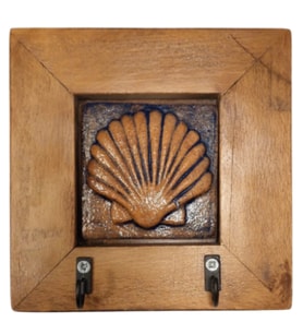 Anahtarlık Duvar Panosu Deniz Kabuğu Askılık Tablo 14,5 × 14,5 × 2,5 cm (Ahşap)