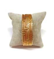Altın Renk 22 Ayar Kaplama Baklava Desenli Ajda Bilezik 22 cm. 3 Adet - 3286