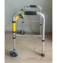 Tekerlekli Çocuk Walker İthal Yürüteç Katlanabilir Ultra Hafif Alüminyum