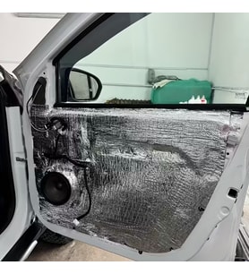 9mm*60cm*100cm (0,60m2) Folyolu Yapışkanlı Otomobil Karavan Ses Yalıtım (Çok Renkli)