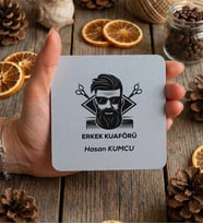Kişiye Özel Erkek Kuaförü Bardak Altlığı  Hediyesi (Beyaz)