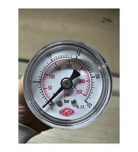 0-25 Bar Ø52 mm Arkadan Bağlantılı Kuru Tip Manometre