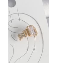 Pirinç Gold Renk Kare Zirkon Taşlı Kadın Kıkırdak Küpe (Altın)