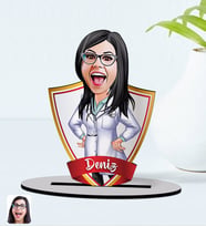 BK Gift Kişiye Özel İsimli Kadın Doktor Karikatürlü Ahşap Biblo Model-1