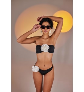 Çıkarılabilir Çiçek Detaylı Premium Sleek Bikini Üstü Siyah