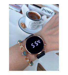 Tuşlu Led Ekran Elegant Kadın Kol Saati Özel Kutusunda Vintage Premium Sınırlı Sayıda Hediyelik Garantili İndirimli Kampanyalı Avantajlı Kuponlu Ucuz Tarz Şık Bileklik Set Tasarım Unisex Çelik Metal Genç Lüks Moda Trend SevgiliEşÇift