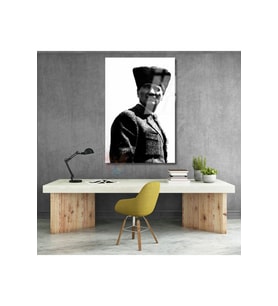 Cam Tablo Atatürk Görseli Siyah Beyaz Dikey Duvar Tablosu Ev Ofis Dekoru