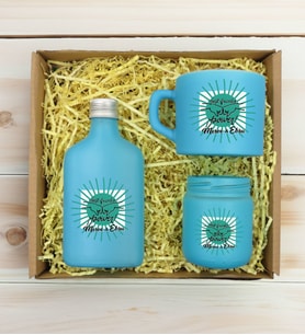 BK Gift Kişiye Özel İsimli DTF Best Friend Temalı Turkuaz Kahve Fincanı & Kolonya & Mum Hediye Seti-1, Arkadaşa Hediye, Doğum Günü Hediyesi