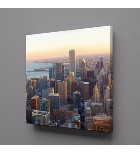 RENKLİ BİNALAR KANVAS TABLO 70x70cm (Karışık)