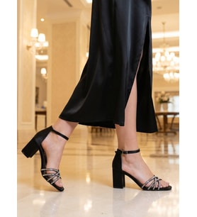 Nesil Shoes Carel 37 Siyah Çapraz Taşlı Kadın Sandalet