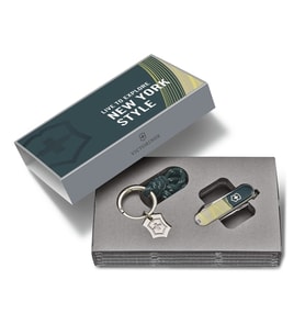 Victorinox 0.6223.E223 Classic SD Çakı, New York Style