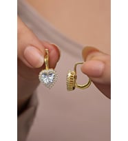 925 Ayar Gümüş Gold Kaplama J Model Tektaş Kalp Küpe